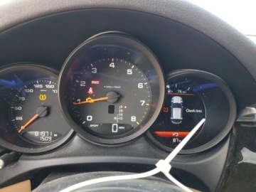 Porsche Macan SUV 2.0 252KM 2018 Porsche Macan 2018. 2.0 Benzyna 252KM, zdjęcie 9