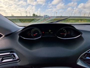 Peugeot 2016 Peugeot 308 1.2 115PS Po Liftingu Ksenon Kamera Navi Gwarancja 1.2 Benzyna, zdjęcie 12
