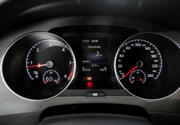 Volkswagen Golf Sportsvan Sportsvan 1.6 TDI 115KM 2017 Volkswagen Golf Sportsvan Nawigacja_Podgrzewane fotele_ 1.6 Diesel 115KM, zdjęcie 19