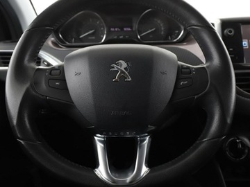 Peugeot 2008 I SUV 1.6 e-HDi 92KM 2015 Peugeot 2008 1.6 HDi Style Klimatyzacja Nawigacja, zdjęcie 20