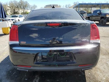 Chrysler 300C II 2017 Chrysler 300C 2017 3.6l 3.6 Benzyna 292KM, zdjęcie 2