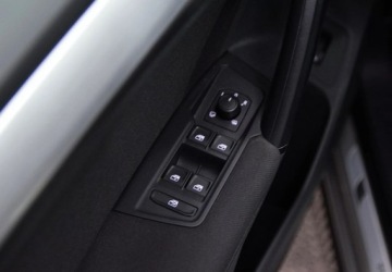 Volkswagen Tiguan II SUV 1.5 TSI EVO 150KM 2018 Volkswagen Tiguan PL Salon _ Automat _ Kamera _ Relingi _ 2 kompl kol 1.5, zdjęcie 23