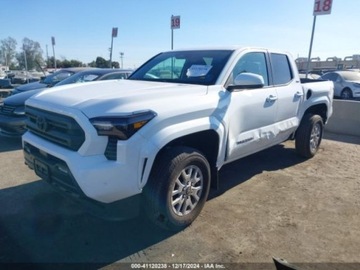 Toyota Tacoma II 2024 Toyota Tacoma 2024r., SR5, od ubezpieczalni 2.4 Benzyna 278KM, zdjęcie 2