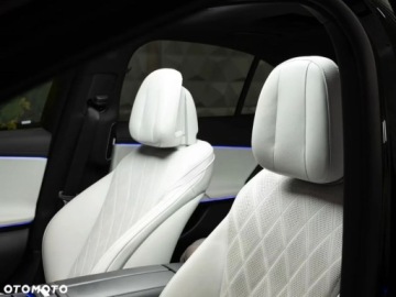 Mercedes Klasa E W214 2025 Mercedes-Benz Klasa E Mercedes-Benz Klasa E 220 d 4-Matic AMG 2.0 Diesel, zdjęcie 11