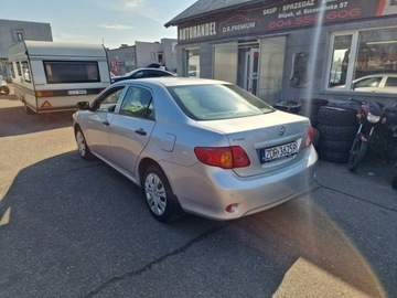 Toyota Corolla X Sedan 1.6 i 16V VVT-i 124KM 2007 Toyota Corolla 1.6 Benzyna 124 KM, Klimatyzacja,, zdjęcie 3