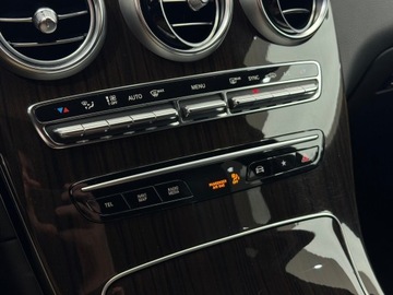 Mercedes GLC C253 SUV Facelifting 2.0 300d 245KM 2022 Mercedes-Benz GLC 300 300 d 4-Matic / 1 właściciel, zdjęcie 22
