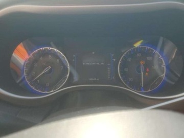 Chrysler Pacifica II 2017 Chrysler Pacifica 2017 Chrysler Pacifica Touring-L FWD 3.6 Benzyna 340KM, zdjęcie 8