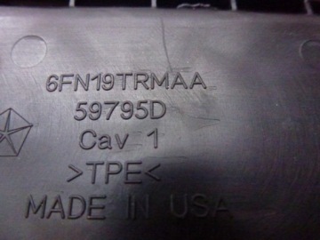 РЕЗИНОВАЯ ЗАГЛУШКА JEEP WRANGLER JL