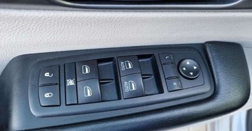 Chrysler Pacifica II 3.6 V6 291KM 2020 Chrysler Pacifica 3.6 V6 291KM Skora LED El. DrzwiKlapa 3.6 Benzyna 291KM, zdjęcie 13