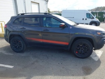 Jeep Cherokee V 2022 Jeep Cherokee 2022 JEEP CHEROKEE TRAILHAWK 4X4 3.2 Benzyna 271KM, zdjęcie 8