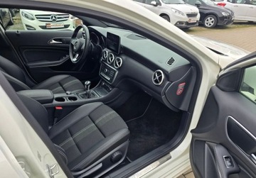 Mercedes Klasa A W176 Hatchback 5d Facelifting 180 122KM 2017 Mercedes-Benz Klasa A 1,6 Benzyna 122 KM GWARANCJA Zamiana Zarejestrowany, zdjęcie 10