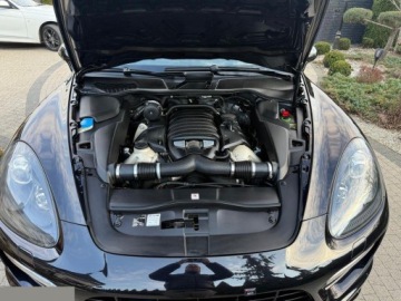 Porsche Cayenne II SUV 4.8 V8 420KM 2014 Porsche Cayenne 4.8 Benzyna 420KM 4x4 2014r, zdjęcie 32