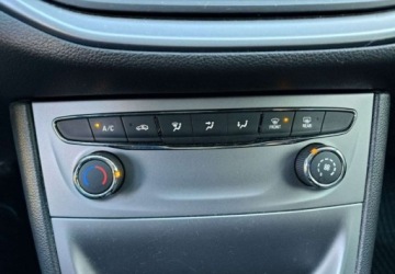 Opel Astra K Hatchback 5d 1.0 Turbo 105KM 2016 Opel Astra Opel Astra Benzyna 105KM, zdjęcie 11