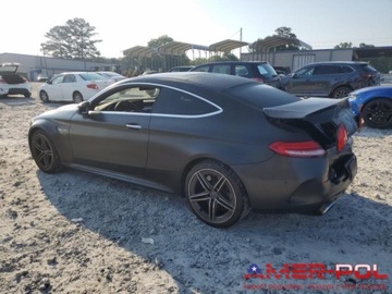 Mercedes Klasa C W205 2020 Mercedes-Benz Klasa C _C63_AMG_RWD_V8_4.0 L_469 km_2020r 4.0 Benzyna 469KM, zdjęcie 3