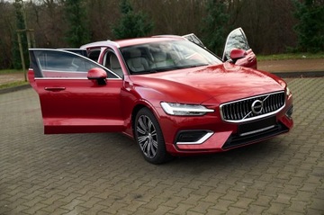 Volvo V60 II  Kombi 2.0 T5 250KM 2019 MEGA KOLOR __JASNE SKÓRY __SUPER PEDANTYCZNY STAN_, zdjęcie 19