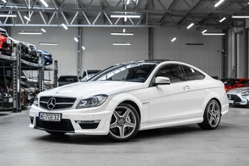 Mercedes Klasa C W204 Coupe AMG 6.2 C 63 AMG 457KM 2013 Mercedes C 63 AMG Tylko 7600 km przebiegu!