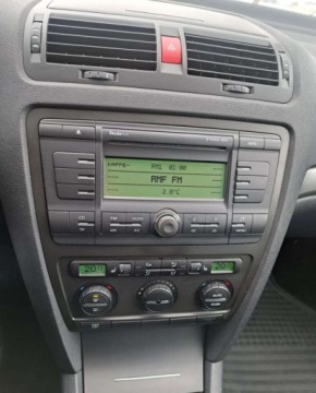 Skoda Octavia II Kombi 1.8 TSI 160KM 2008 Skoda Octavia Skoda Octavia Combi 1.8 Benzynie 1.8 Benzyna 160KM, zdjęcie 18