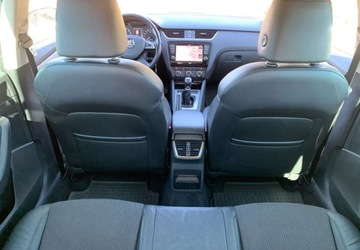 Skoda Octavia III Kombi 1.6 TDI CR DPF 110KM 2014 Skoda Octavia Skoda Octavia 1.6 TDI (Green tec) Ambition 1.6 Diesel 110KM, zdjęcie 25