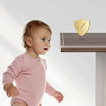 Края стола защищены скотчем. Бесцветная защита кромок мебели, полоса 3 м.