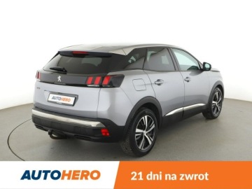 Peugeot 3008 II Crossover 1.2 PureTech 130KM 2018 Peugeot 3008 automat virtual cocpit półskóra, zdjęcie 6