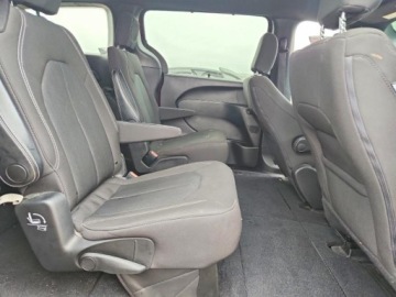 Chrysler Pacifica II 2021 Chrysler Pacifica Touring 2021 3.6 Benzyna 287KM, zdjęcie 10