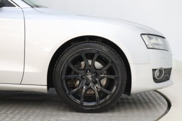 Audi A5 8T Coupe 2.0 TDI 170KM 2009 Audi A5 2.0 TDI, 167 KM, Skóra, Navi, Xenon, zdjęcie 14