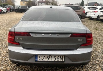 Volvo S90 II Sedan 2.0 D5 235KM 2019 Volvo S90 Bogata wersja wyposazenia 2.0 Diesel 235KM, zdjęcie 4