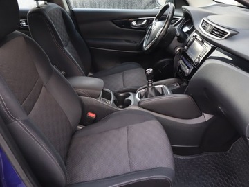 Nissan Qashqai II Crossover 1.2 DIG-T 115KM 2014 Nissan Qashqai 1.2 DIG-T, Navi, Klima, zdjęcie 7