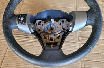 TOYOTA YARIS II 2 кожаный руль