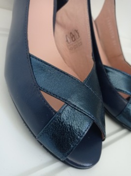 *Эксбут насосы темно-синие р.37 CLEARANCE SALE!