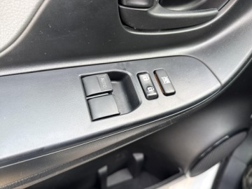 Toyota Yaris III Hatchback 5d Facelifting 2017 1.0 VVT-i 72KM 2019 Toyota Yaris 1.0 Active EU6 III (2011-2019) 1.0 Ac, zdjęcie 16