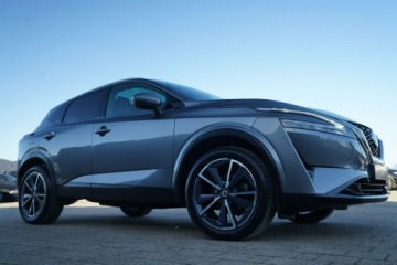 Nissan Qashqai III Crossover 1.3 DIG-T MHEV 158KM 2023 Nissan Qashqai TEKNA+ SKÓRA nawi 4 KAMERY line, zdjęcie 3