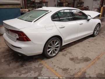 Volvo S60 III 2021 Volvo S60 T5 momentum 2.0 Benzyna 250KM, zdjęcie 3
