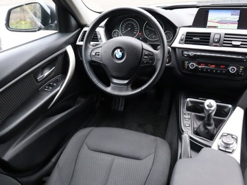 BMW Seria 3 F30-F31-F34 Limuzyna 2.0 318d 143KM 2013 BMW 3 318 d, Navi, Xenon, Bi-Xenon, Klima, zdjęcie 6