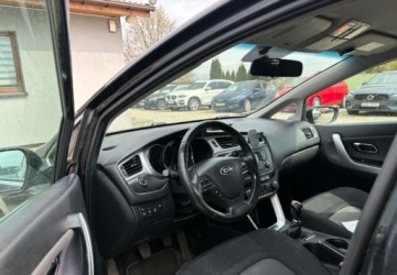 Kia Ceed II Kombi 1.6 CRDi 128KM 2013 Kia Ceed 2013r. 1.6 Diesel 128KM, zdjęcie 13