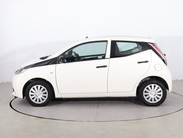 Toyota Aygo II Hatchback 5d 1.0 VVT-i 69KM 2016 Toyota Aygo 1.0 VVT-i, Salon Polska, VAT 23%, zdjęcie 2