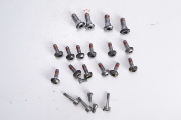 Śruby tarczy hamulcowej HONDA CB 600 HORNET PC 41 07-13