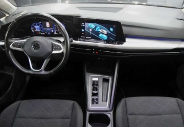 Volkswagen Golf VIII 2021 Volkswagen Golf 2.0 TDI - Automat _ 2.0 Diesel 116KM, zdjęcie 5