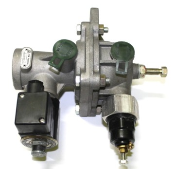 Электромагнитный клапан торможения прицепа ЭМ-24