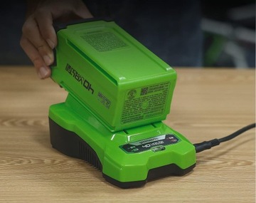 Зарядное устройство Greenworks Зарядное устройство Greenworks 40 В G40C