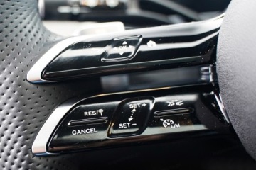 Mercedes GLC C254/X254 Coupe 2.0 200 204KM 2025 MERCEDES-BENZ GLC 200 4-Matic AMG Line 2.0 (204KM) 2025, zdjęcie 8