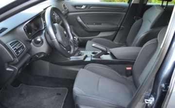 Renault Megane IV Hatchback 5d 1.2 Energy TCe 100KM 2017 Renault Megane Renault Megane ENERGY TCe 100 INTENS 1.2 Benzyna 100KM, zdjęcie 16