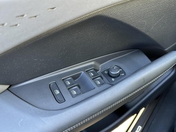 Cupra Terramar SUV 1.5 eTSI 150KM 2024 Cupra Terramar 1.5 TSI 150KM Pakiet Digital Drive, zdjęcie 32