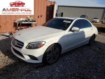 Mercedes Klasa C W205 2019 Mercedes-Benz Klasa C C 300 2.0 Benzyna 255KM