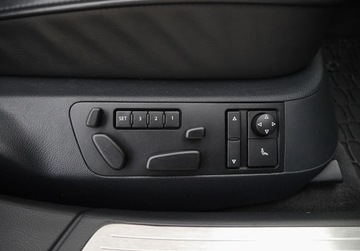 Volkswagen Phaeton 4.2 i V8 40V 335KM 2010 Volkswagen Phaeton LIFT 4.2 V8 335HP 4motion LONG ACC DVD LED Gwarancja 4.2, zdjęcie 22