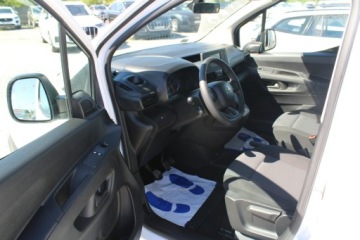 Citroen Berlingo III Osobowy M 1.5 BlueHDi 102KM 2021 Citroen Berlingo 1.5 Bluehdi 100 S&amp;s, zdjęcie 13