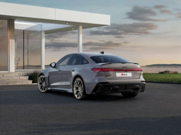 Audi A5 B10 RS5 Limousine 2.9 TFSI Plug-In 639KM 2026 AUDI A5 RS5 e-Hybrid Hatchback (639 KM) 2026, zdjęcie 2