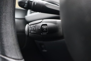 Peugeot 208 I Hatchback 3d 1.4 VTI 95KM 2013 Peugeot 208 1.4 VTi, Klima, Klimatronic, Tempomat, zdjęcie 18