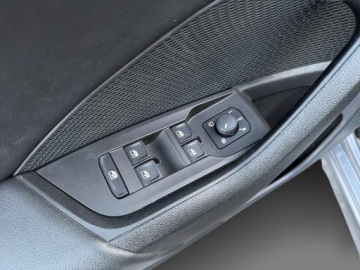 Skoda Octavia IV Liftback 1.5 TSI EVO 150KM 2023 Skoda Octavia IV 1.5 TSI / 150 KM Sportline DSG Sa, zdjęcie 17