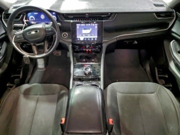 Jeep Grand Cherokee V 2023 Jeep Grand Cherokee Laredo 2023 3.6 Benzyna 293KM, zdjęcie 8